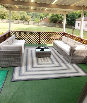 Tranquil Deck to relax and enjoy the sounds of nature.