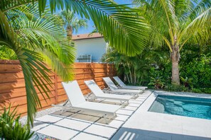 Poolside Loungers