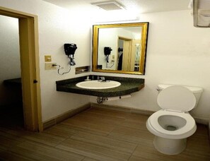 River-view Room, 1 King Bed with Jacuzzi tub and Balcony image 5