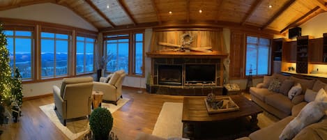 Living Room with panoramic views of the Monashee Mountains & Big White 