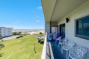 Balcony Views!