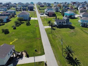 Bird's Eye View showing we're less than a mile from the beach.