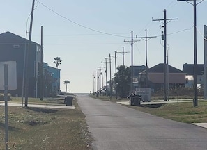 Easy walk straight to the beach!