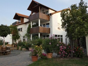 Winzerhaus im Linsenbusch