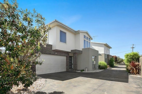 This prime location ensures that everything you need is within walking distance