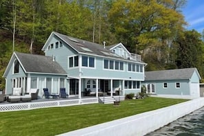 House and boat house