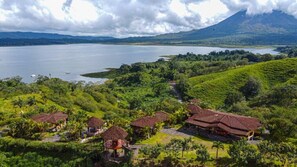 PieintheSky,LakeArenal.CostaRica6