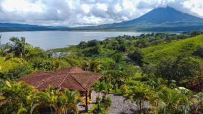 PieintheSky2.LakeArenal.CostaRica