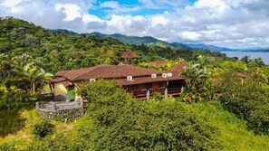 PieintheSky3. El Castillo, Lake Arenal. Costa Rica
