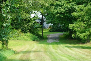 Approaching cottage