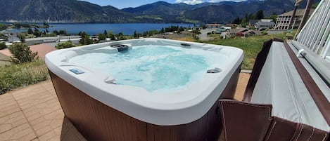 Whirlpool spa