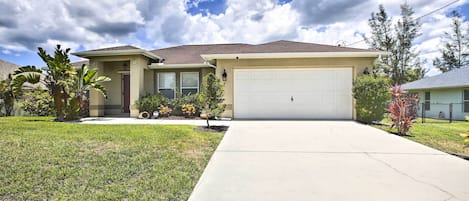 Cape Coral Vacation Rental | 3BR | 2BA | 1,407 Sq Ft | Step-Free Access