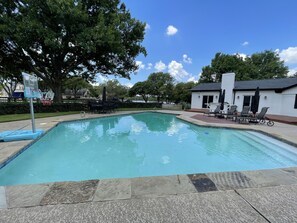 Pool basketball, 4 umbrellas, pool floats, 6 top outdoor table, 4 layout chairs