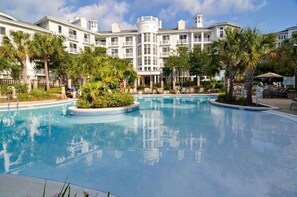 Grand Sandestin Pools