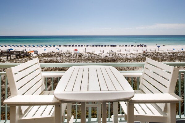 Balcony - Your private balcony awaits!
