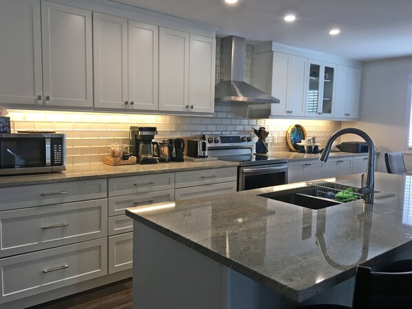 Hammer Haus II -Granite Countertops