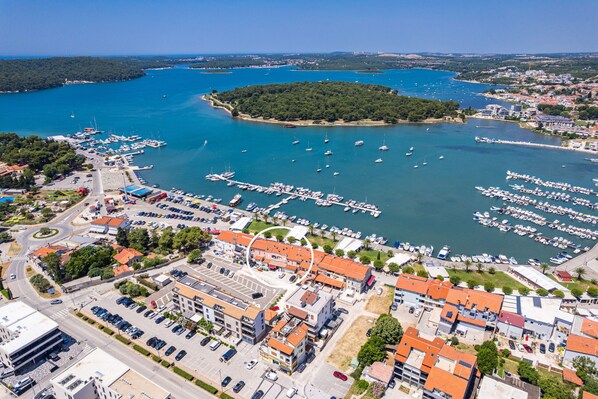 Marina