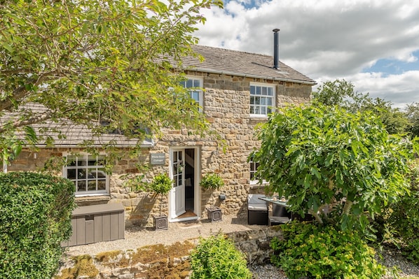 White Rose Cottage, Constable Burton near Leyburn