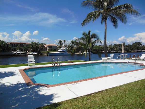 Pool overlooking Intracoastal Waterway