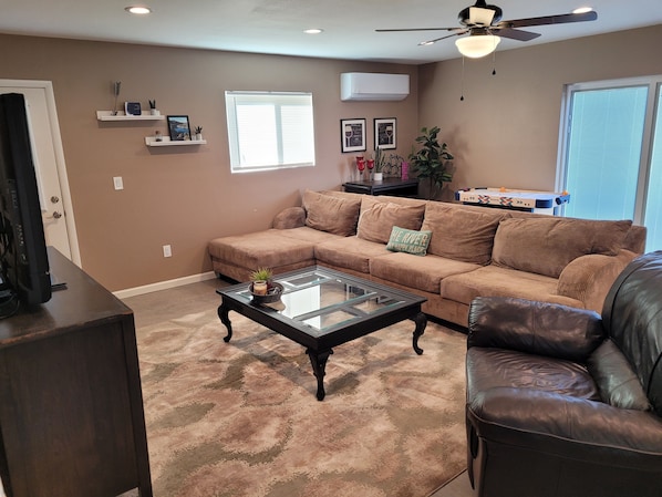 New Rear Living/Game Room