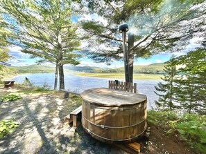 Seasonal Hot Tub from May-October