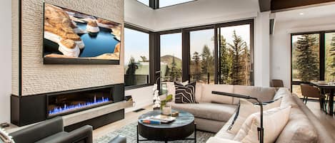 New Luxury Condo in the Canyons Village at Park City