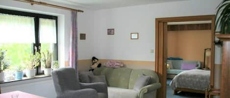 Ferienwohnung 1, 75qm, 2 Schlafzimmer, max. 4 Personen