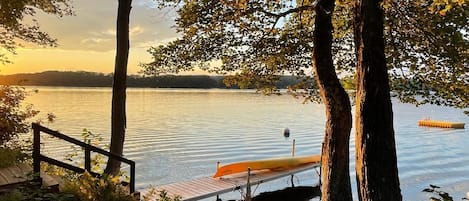 Partial sunrise views, complete sunset and late day sun, full day dappled sun.