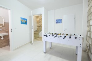 Living room 2