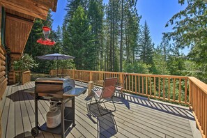 Exterior Space | Gas Grill | Lake Views