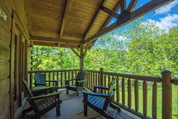 Covered deck seating to take in nature...