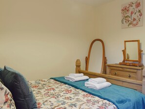 Comfortable double bedroom | Hazel Cottage - Round Hill Farm, Kirkstone near Ambleside