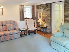 Sitting room | Hammer Bank Lodge, Windermere