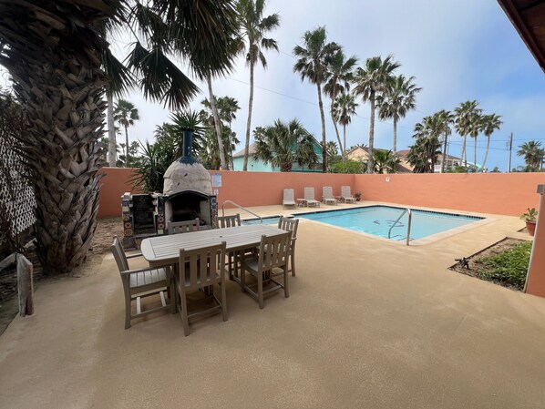 Private pool & Hot tub! Brand new backyard layout!