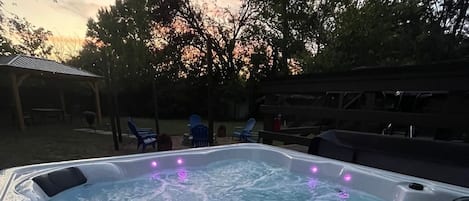 Bain à remous extérieur