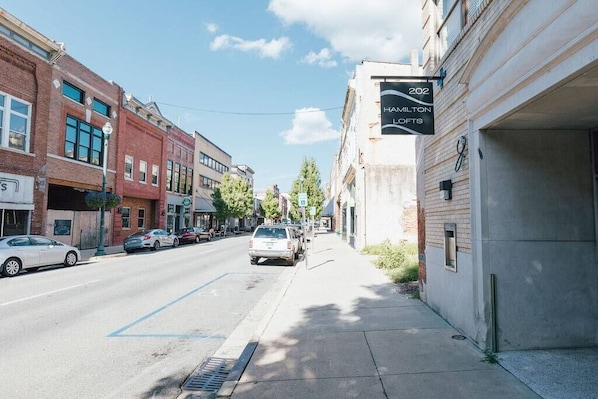 Welcome to Main Street! Our place is right in the heart of downtown, and you couldn't ask for a better location as you explore our city! There are restaurants, coffee shops, entertainment, parks, bars, and more just steps away from your door!
