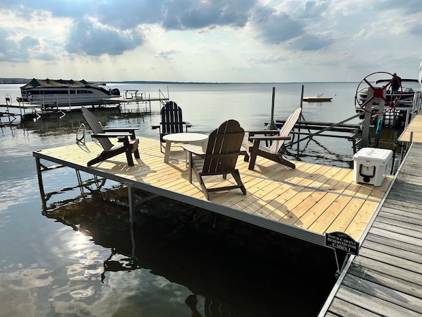 Imagine soaking up the sunshine here!