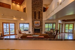 Main Level | Living Room