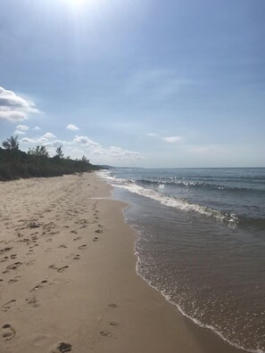 Easy walk to Lake Michigan public beach and boat launch