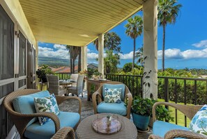 Expansive private lanai