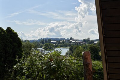 Blick von der Veranda zum See