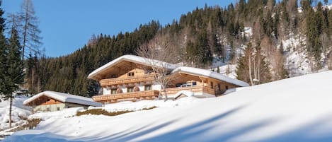 Holiday Home Exterior [winter]