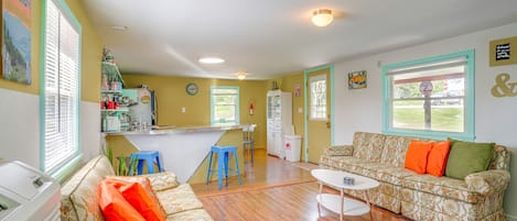 Rileyville Vacation Rental | Studio | 1BA | 650 Sq Ft | 1 Step to Access