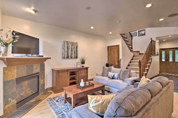 Breckenridge Vacation Rental | 3BR | 2.5BA | 2 Stories | 1,590 Sq Ft