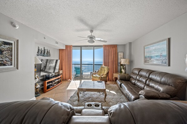 Plenty of space in this living room to gather and spend time together!