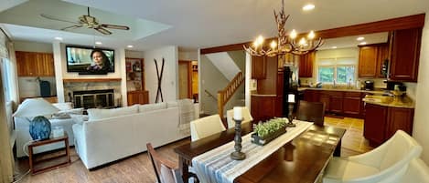 Open floor plan (kitchen, dining and living areas together)