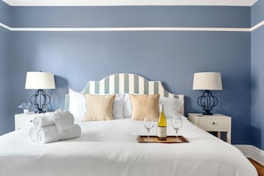 Queen Bedroom