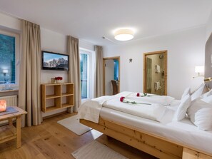 Studio - Wohlfühlurlaub in den Alpen
Gartenhotel Rosenhof
Ferienwohnungen – Ferienhäuser – schöne Zimmer in allen Größen