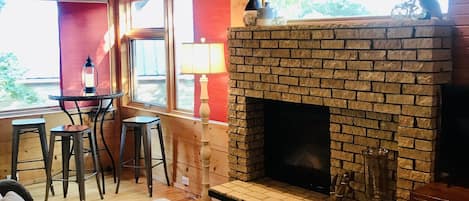 Sitting area with Fireplace - Main View