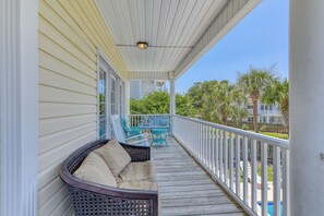 Whalecome Inn